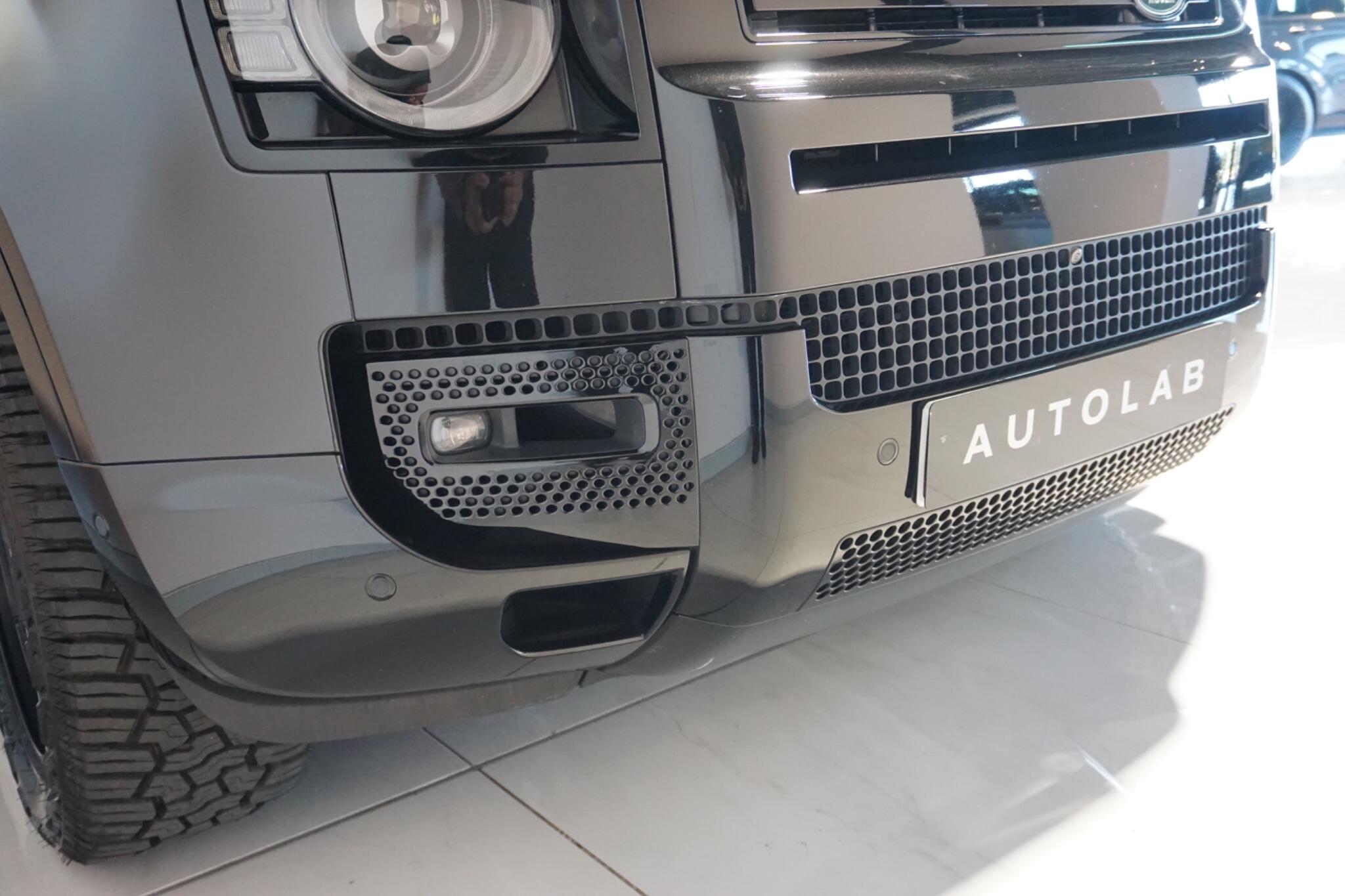 Land Rover Defender 110 2.0 P400e 15.4kWh X-Dynamic S SUV 5dr Petrol Plug-in Hybrid Auto 4WD Euro 6 (s/s) (404 ps)